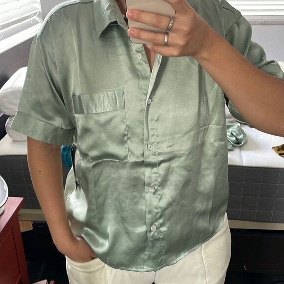 Satin button down - Picture 3 of 3